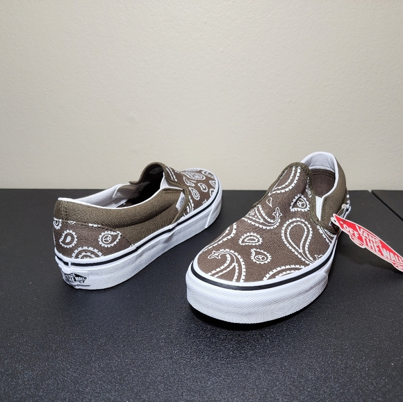 Vans Classic Slip On Green White Canvas Women's Shoes NEW - Picture 3 of 14